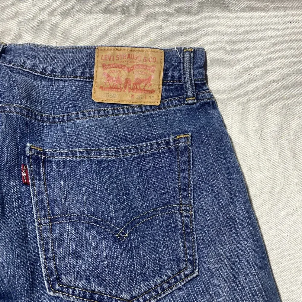 Levi's 559 Jeans Mens 36x32 ACTUAL Relaxed Straight Blue Denim Classic